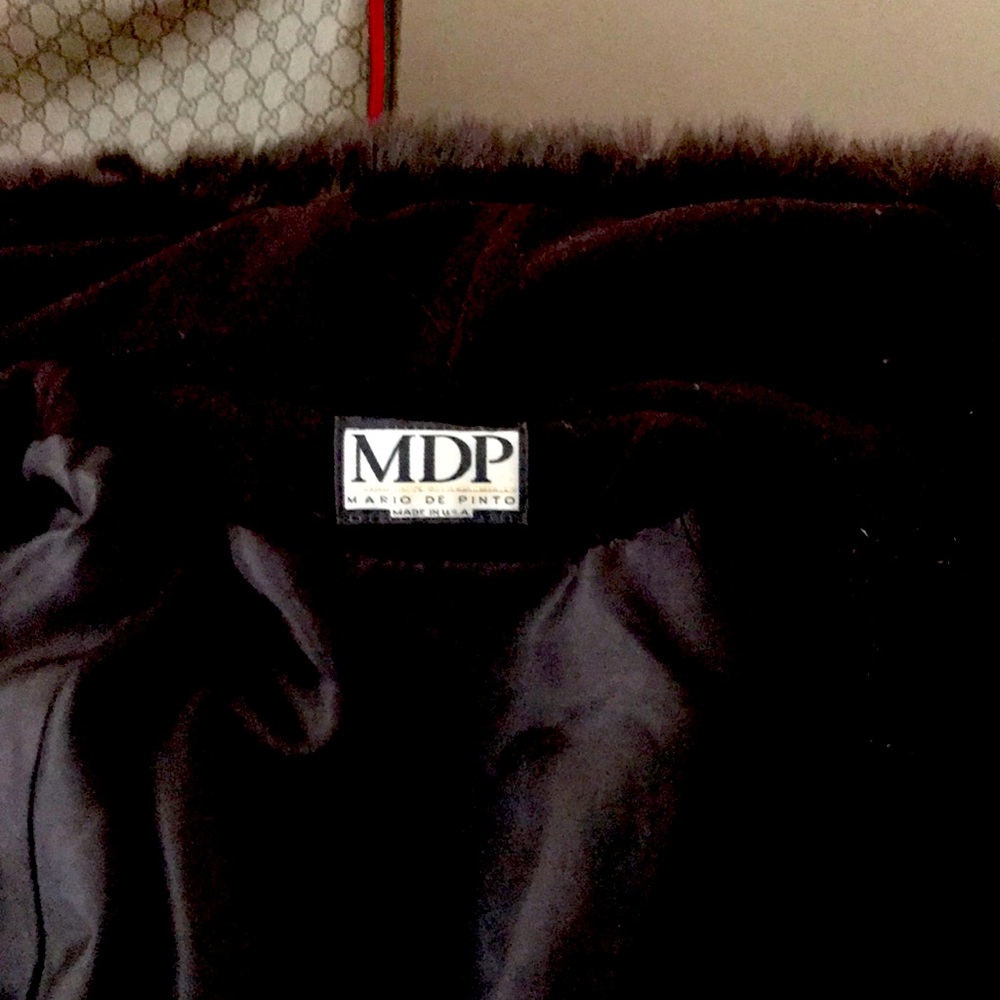A beautiful 100% wool Brown color size XL